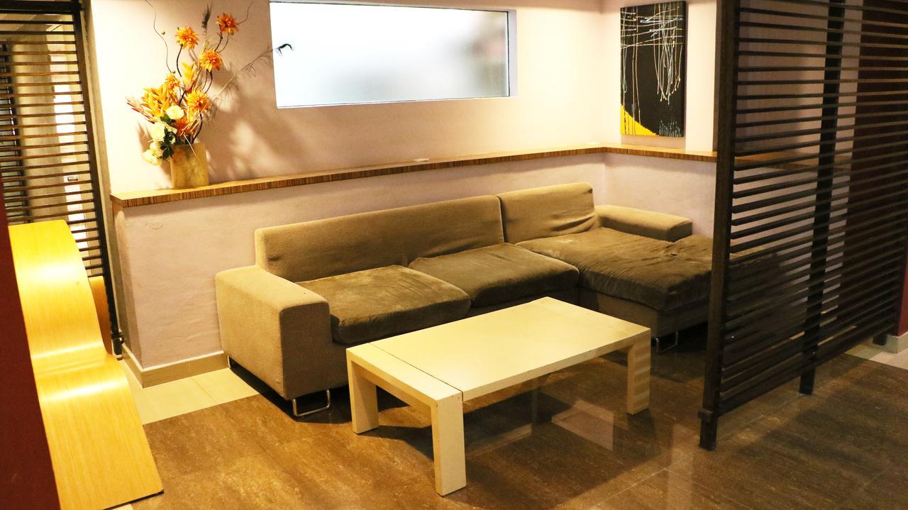 Legallery Suites Hotel Bandar Seri Begawan Esterno foto
