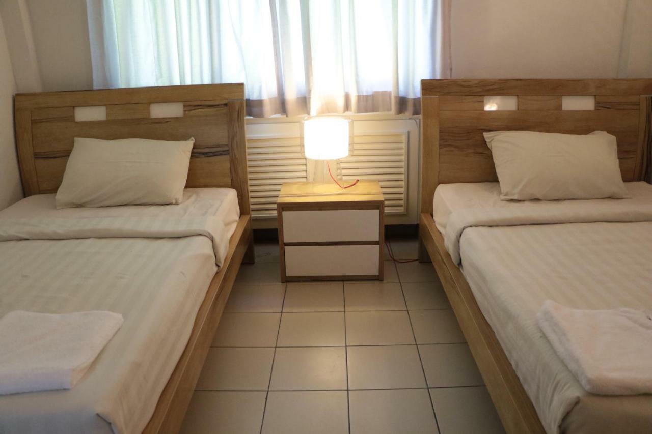 Legallery Suites Hotel Bandar Seri Begawan Esterno foto
