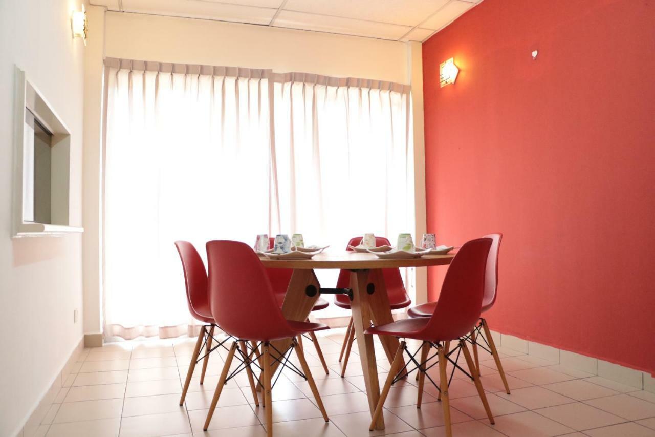 Legallery Suites Hotel Bandar Seri Begawan Esterno foto